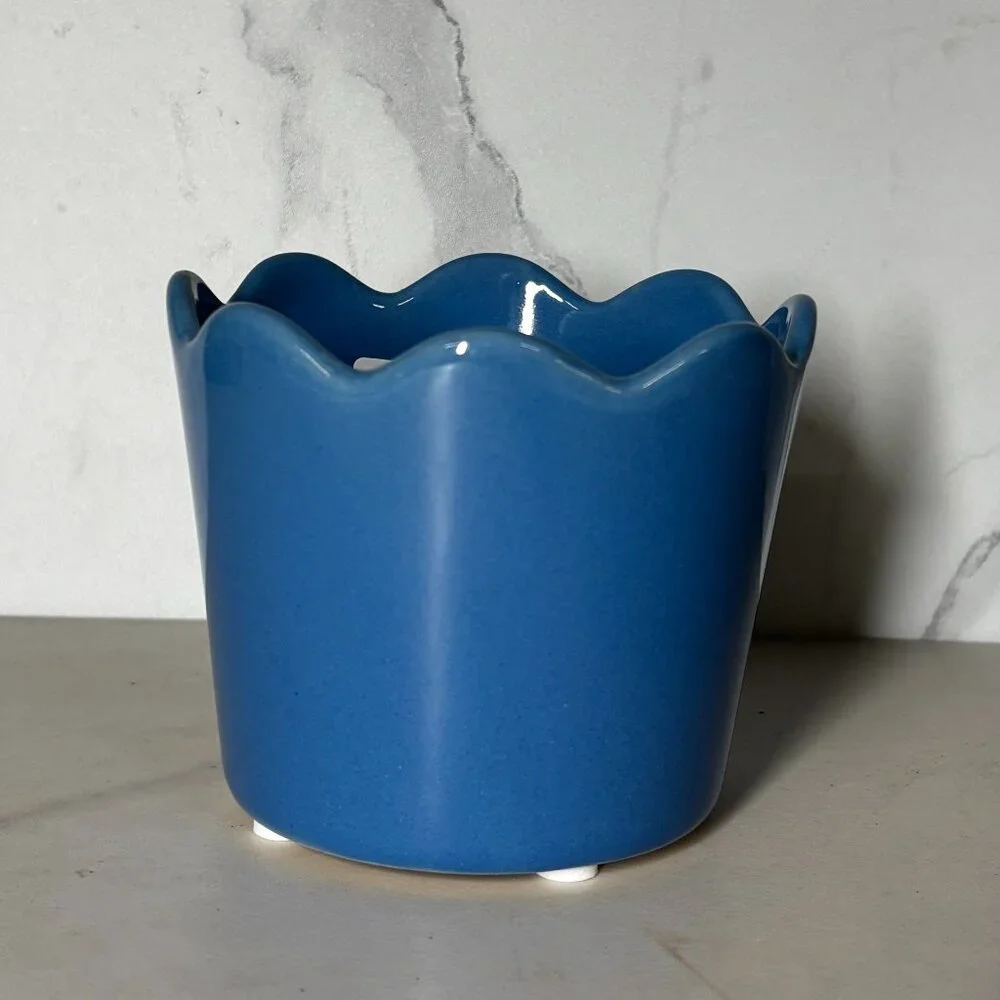Mainstays Scallop Ceramic Planter‎ Blue Pot – 4 Inch